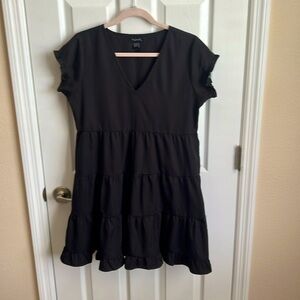 Ladies black dress by Style‎ House size medium